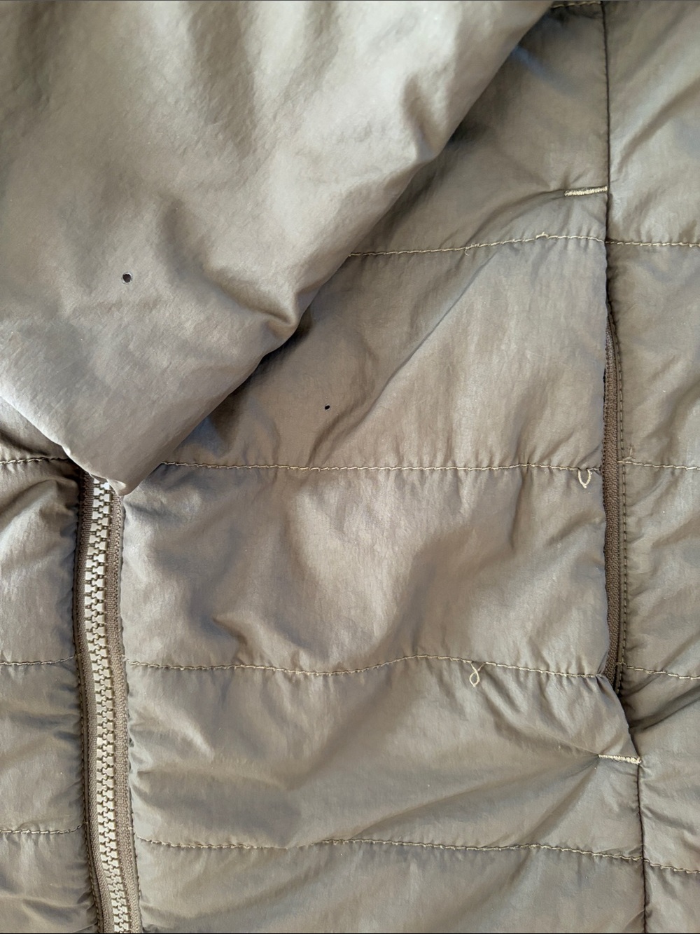 The North Face Women's Hooded Puffer Jacket - Olive - Picture 4 of 7